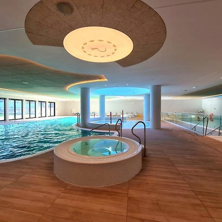 Pinea Sky Premium Apartament Z Widokiem Na Morze Ze Spa I Basenem Przy Plazy Pobierowo Exterior foto