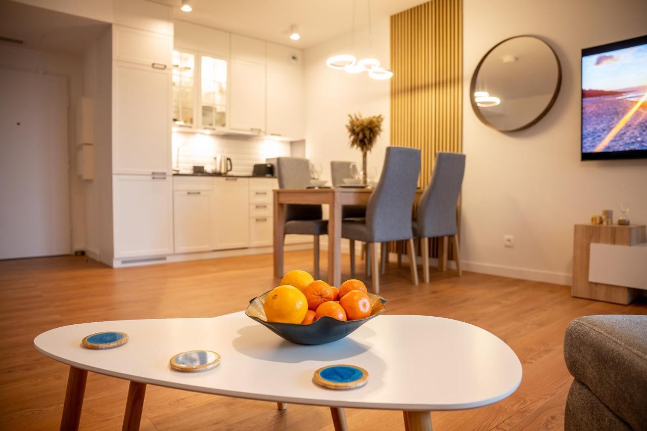 Pinea Sky Premium Apartament Z Widokiem Na Morze Ze Spa I Basenem Przy Plazy Pobierowo Exterior foto
